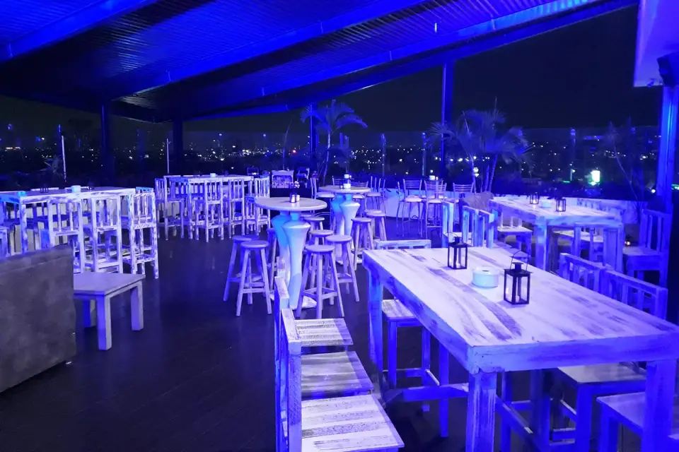 Monarquía Coronado OPA