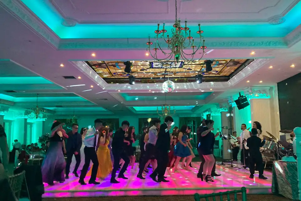 Monarquía Coronado OPA