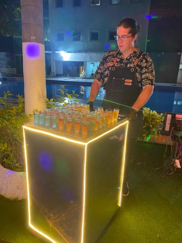 Santo Remedio Drinks